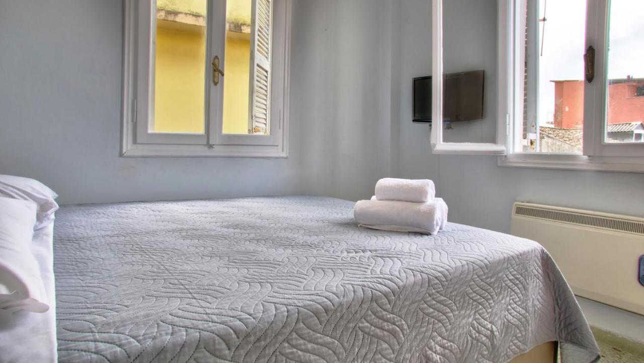 Heart-Warming Eleni Apartment In Corfu Town Exterior photo